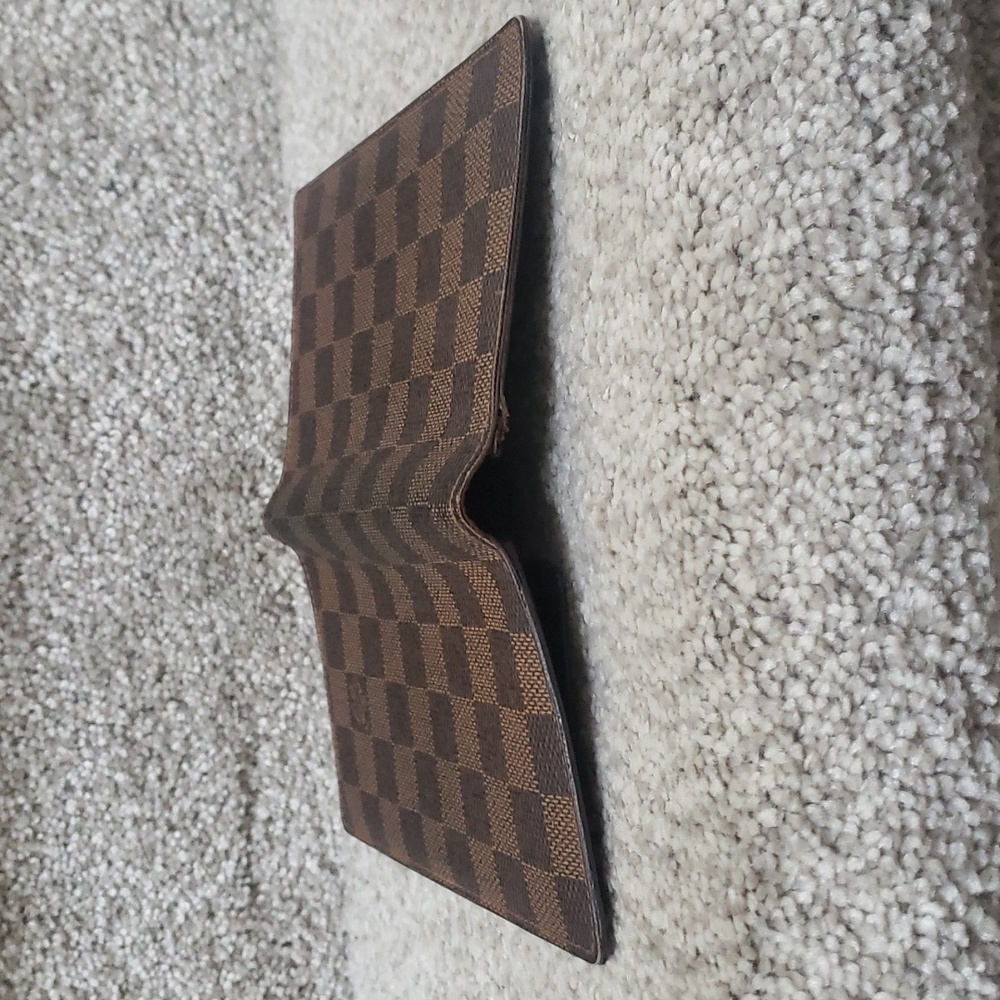 Louis Vuitton Damier Checkbook Cover Wallet Authentic - Picture 8 of 8